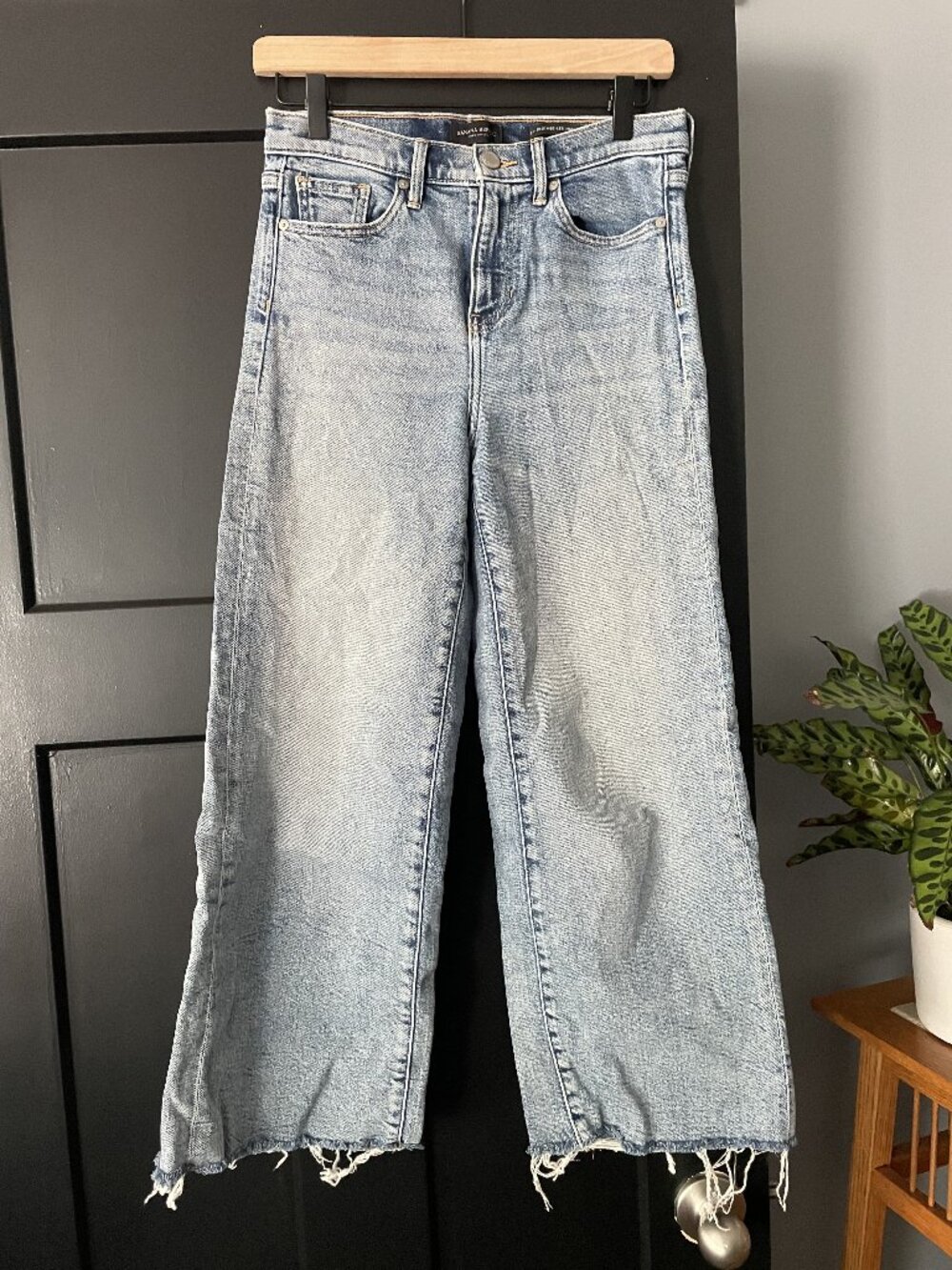 Size 26 Banana Republic High-rise Wide-leg Crop Jeans